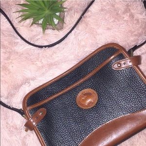 🎉 Dooney & Bourke Crossbody 🎉
